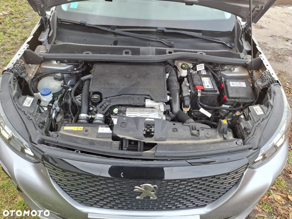 Peugeot 2008 - 11
