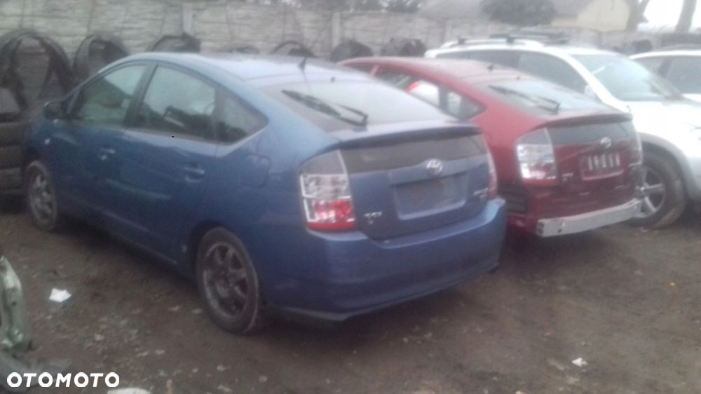 Toyota Prius II tunel środkowy schowek na kubek - 6