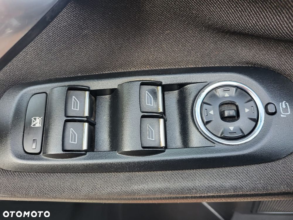 Ford Mondeo 2.0 Black Magic - 26