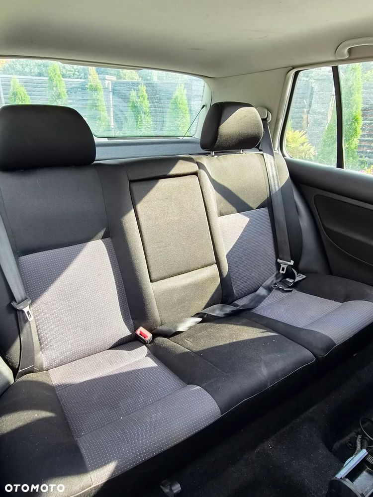 Volkswagen Golf 1.9 TDI Comfortline - 13