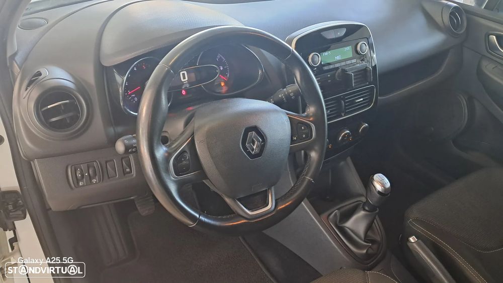 Renault CLIO VAN - 7
