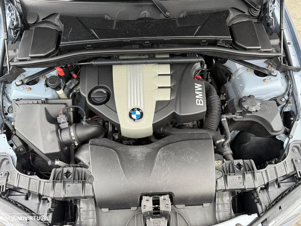 BMW 118 d Pack M - 24