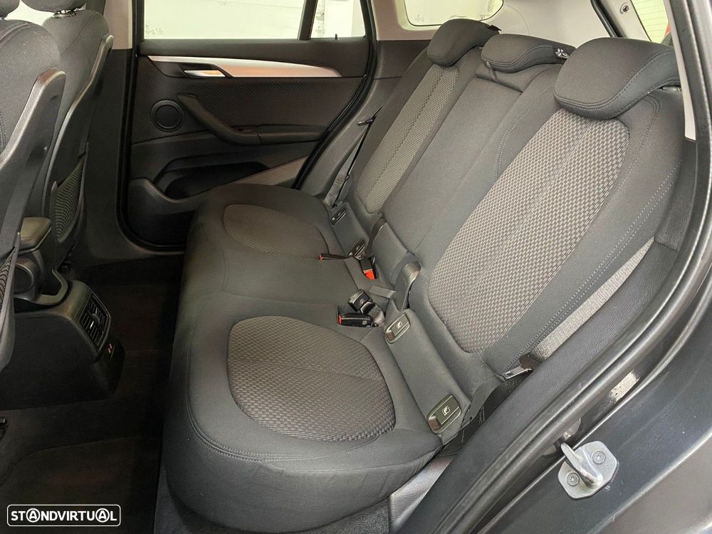 BMW X1 25 e xDrive - 7