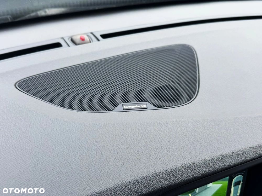 Volvo V60 D4 Geartronic Summum - 17