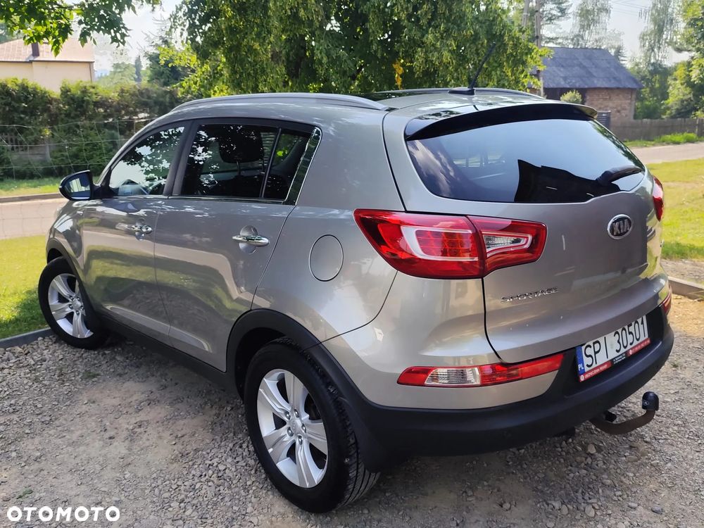 Kia Sportage 2.0 CRDI 4WD Automatik Fifa World Cup Edition - 5