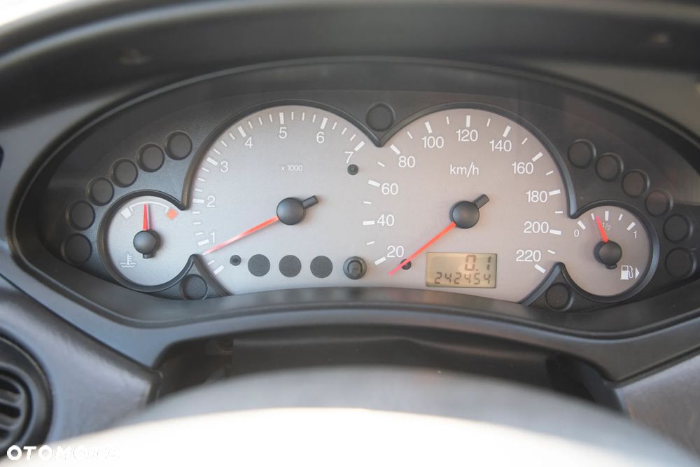 Ford Focus Trend - 10