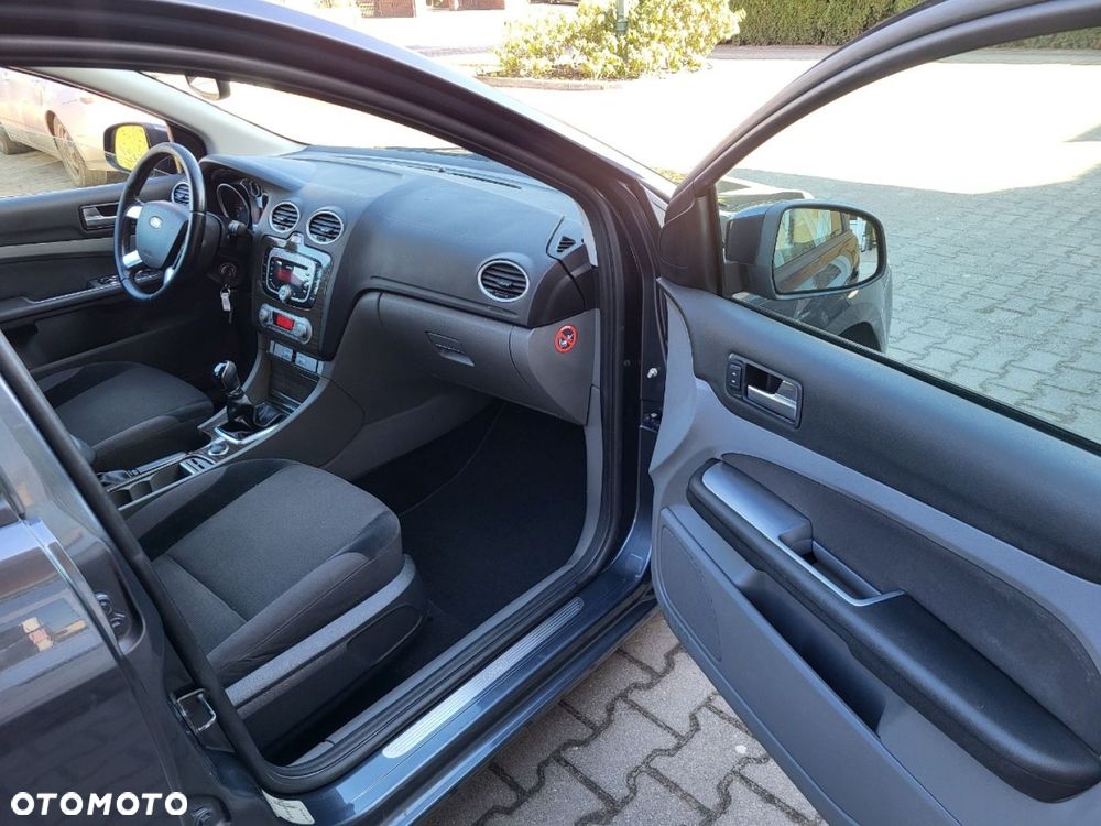 Ford Focus - 21
