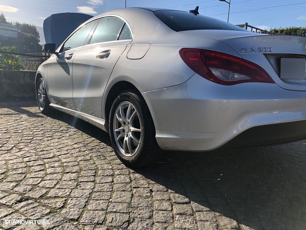 Mercedes-Benz CLA 200 CDI Urban - 3