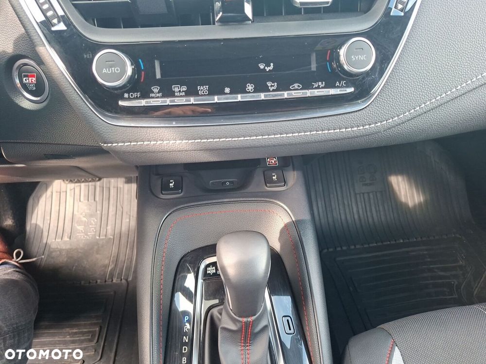Toyota Corolla 1.8 Hybrid GR Sport - 16