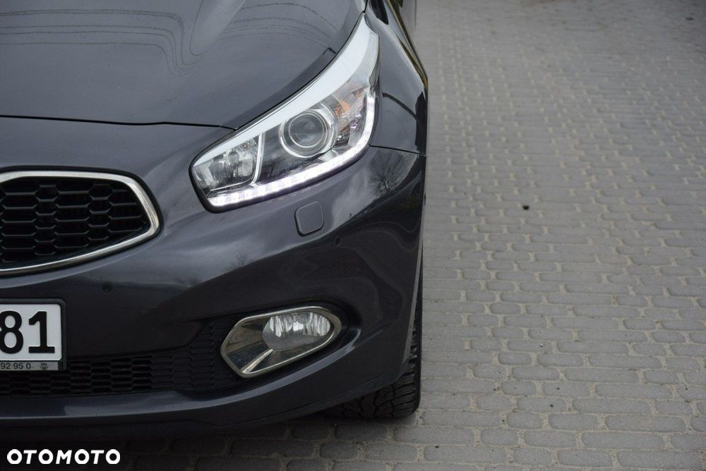 Kia Ceed 1.6 CRDi 128 ISG Spirit - 6