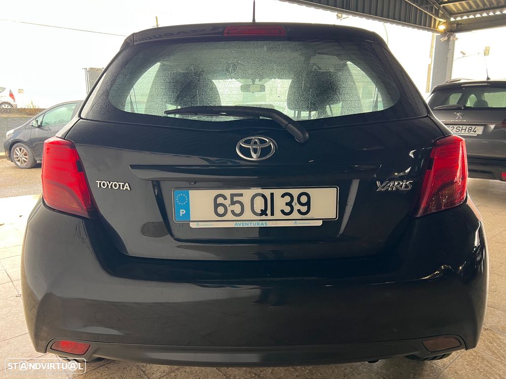 Toyota Yaris 1.0 VVT-i Comfort +PS Style +P.Techno +P.Sport - 32