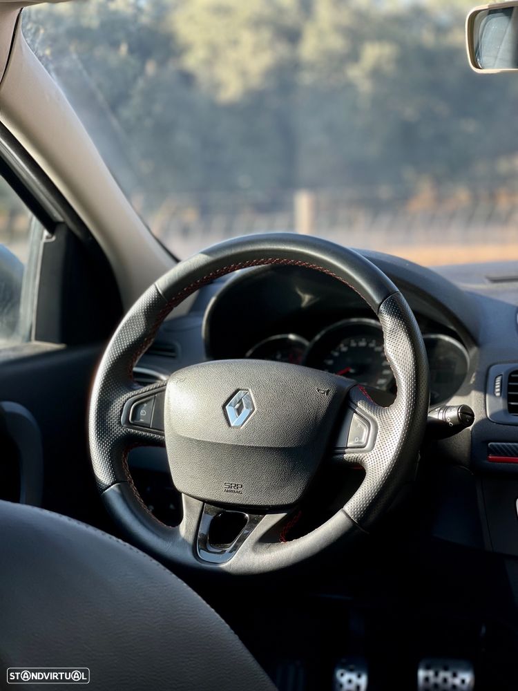 Renault Mégane Sport Tourer 1.5 dCi GT Line SS - 16