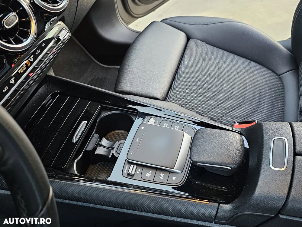 Mercedes-Benz B 180 d 8G-DCT Style - 22