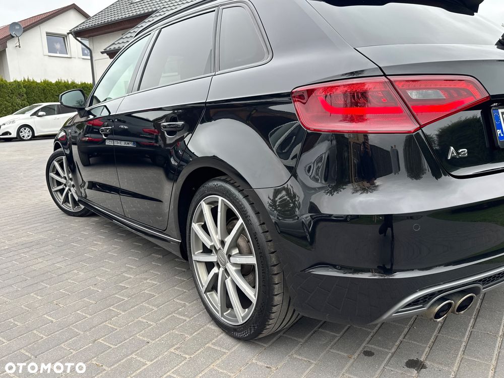Audi A3 Sportback 2.0 TDI quattro S line Sportpaket - 32