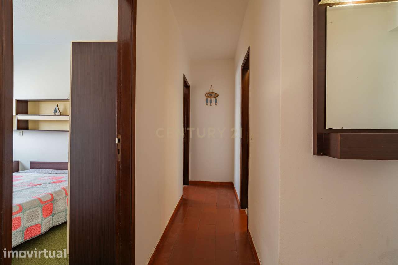 Apartamento T2 à Venda | Nazaré | Vista Lateral para o Mar - Grande imagem: 3/28