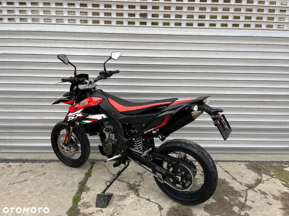 Aprilia SX - 8
