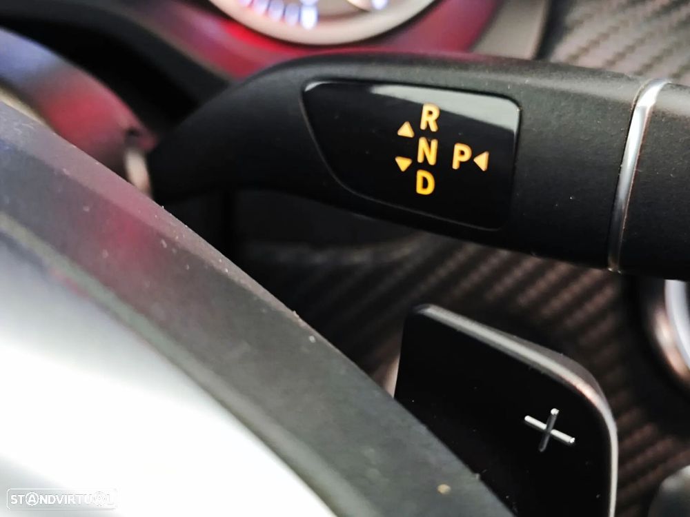 Mercedes-Benz A 180 (BlueEFFICIENCY) 7G-DCT AMG Sport - 38