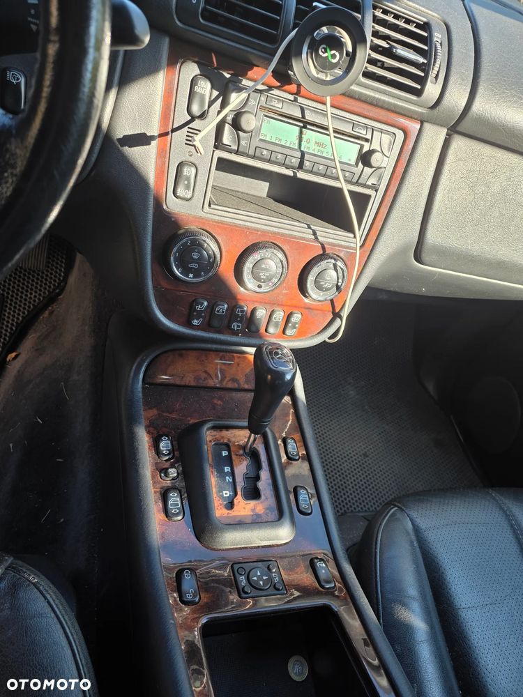 Mercedes-Benz ML - 16