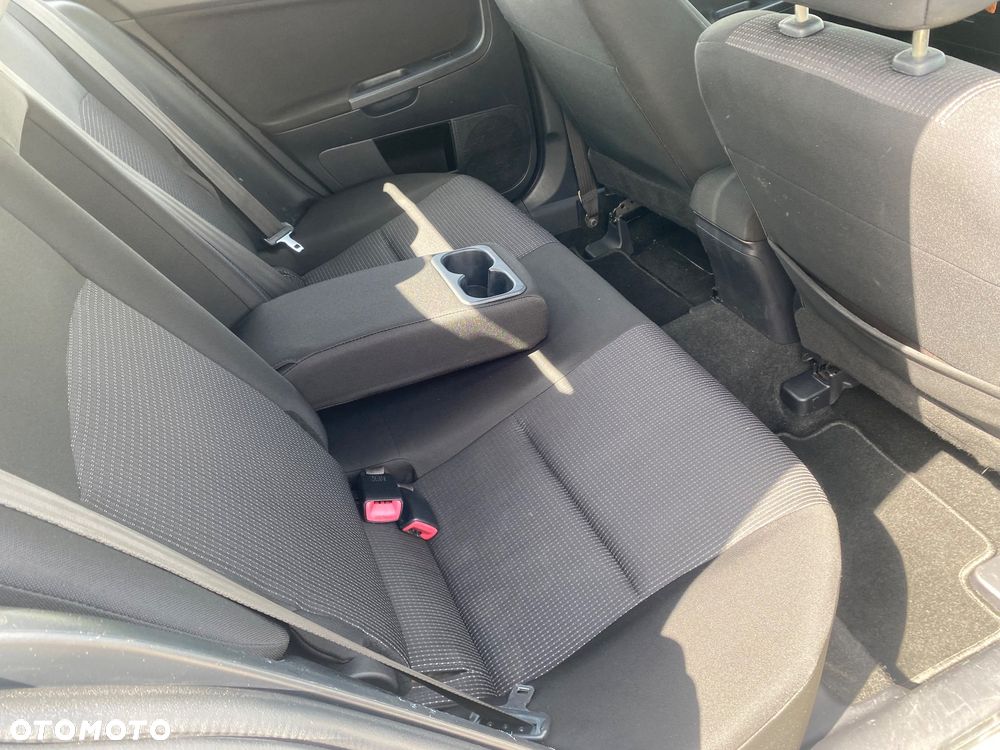Mitsubishi Lancer 1.5 Inform - 28