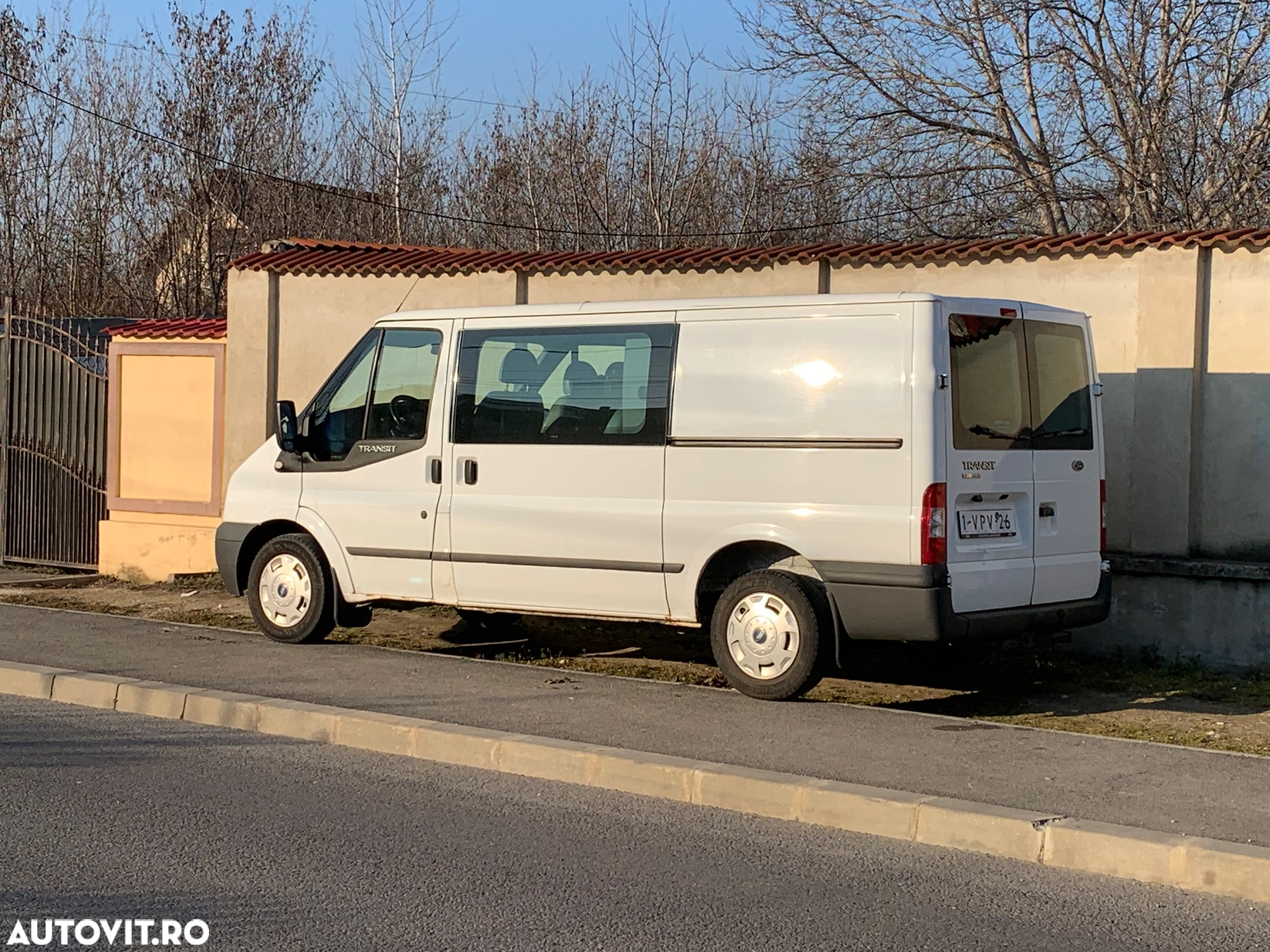 Ford TRANZIT - 9