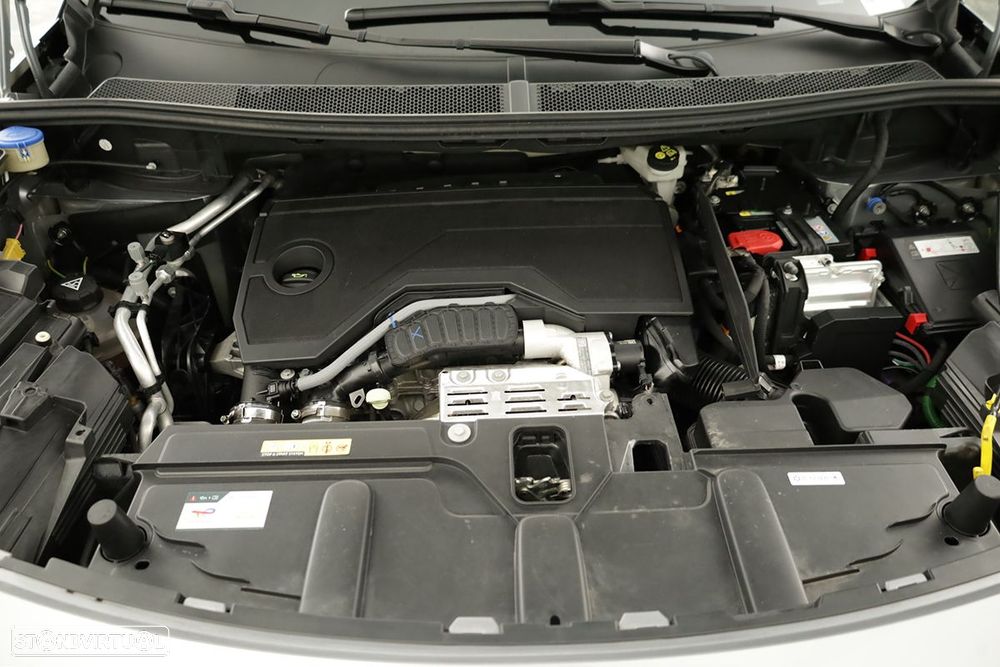 Peugeot 3008 1.2 Hybrid GT e-DCS6 - 26