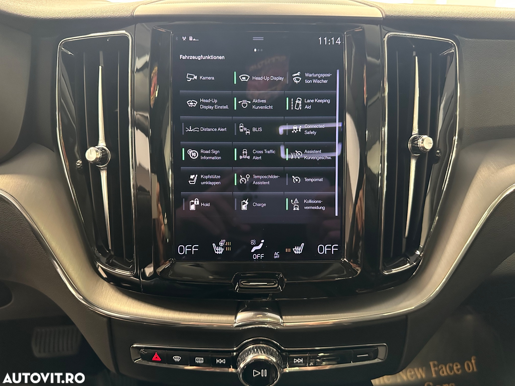 Volvo XC 60 T6 AWD Recharge Geartronic RDesign Expression - 33