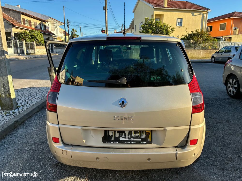 Renault Scénic 1.5 dCi SE Exclusive - 6