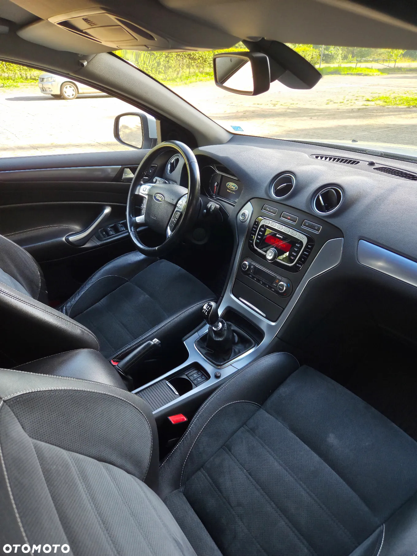 Ford Mondeo 2.0 TDCi Titanium - 22