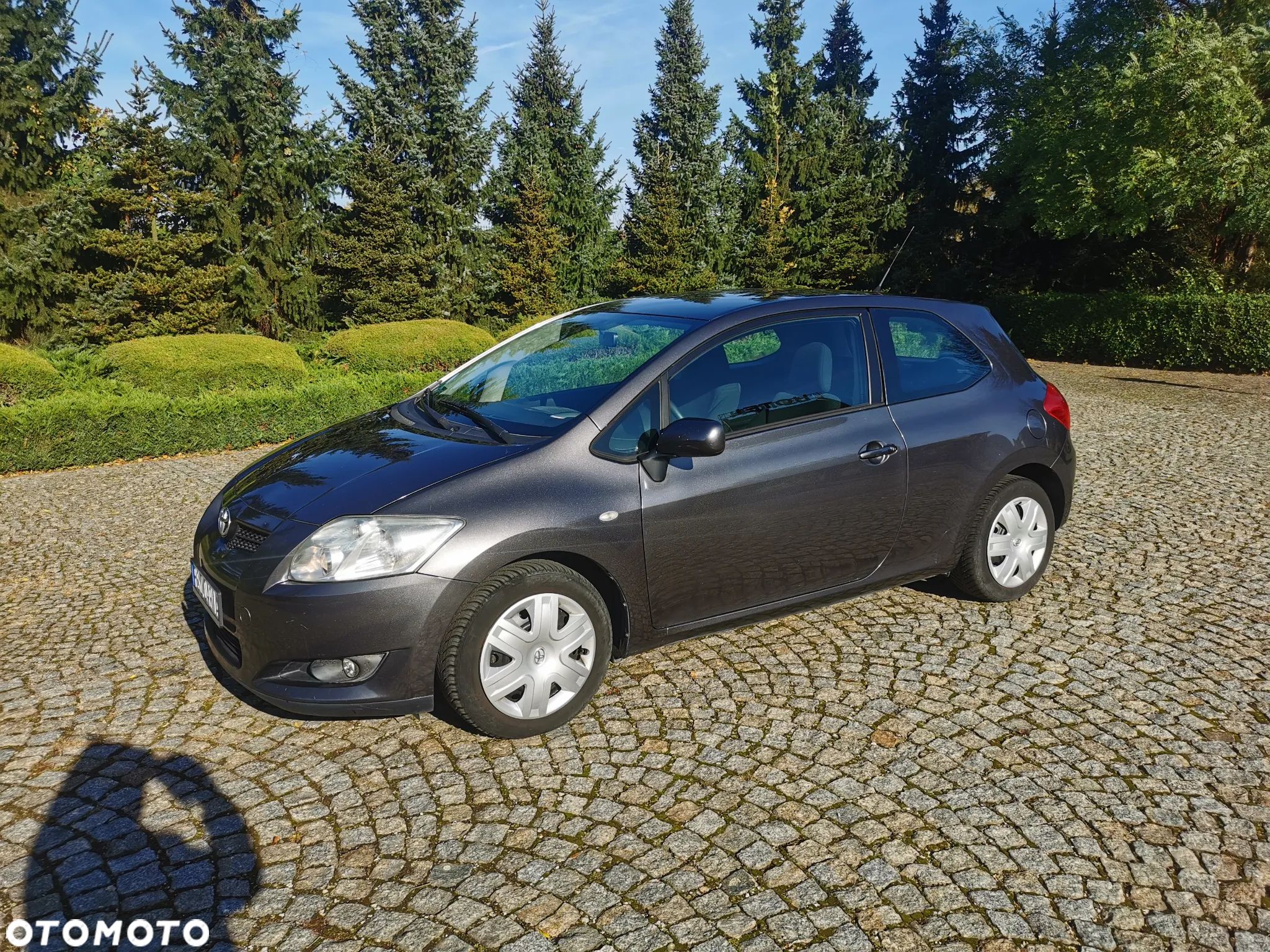 Toyota Auris 1.6 VVT-i Premium - 1