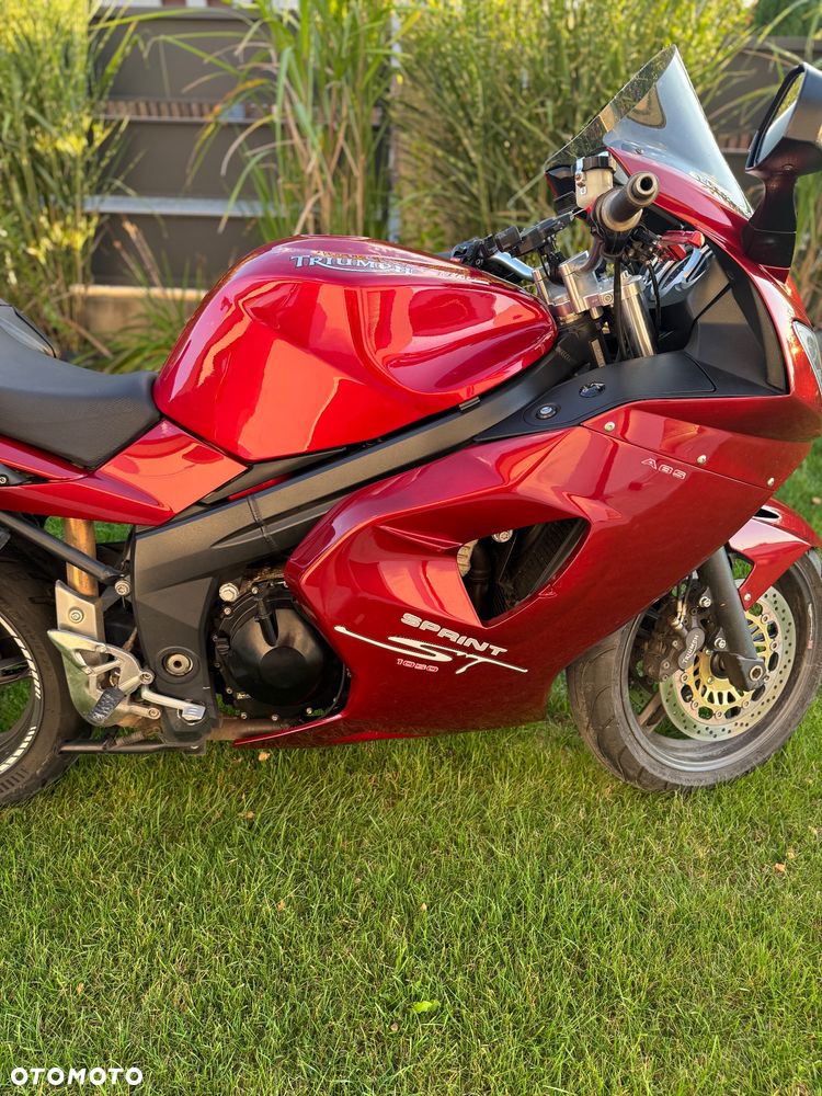 Triumph Sprint - 14