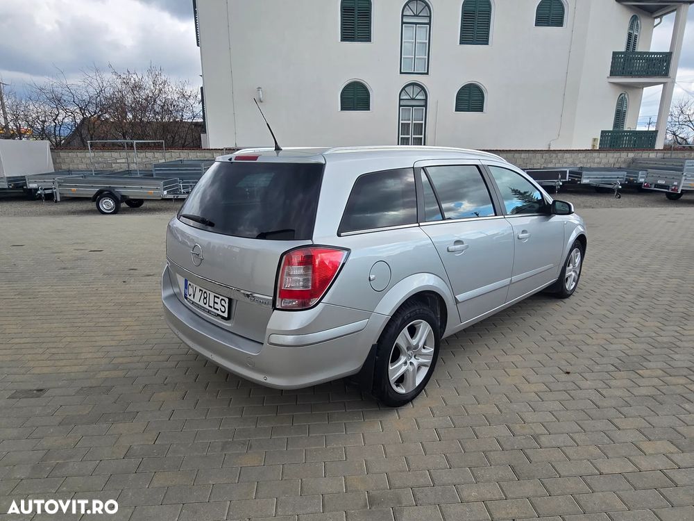 Opel Astra 1.7 CDTI DPF Innovation - 4