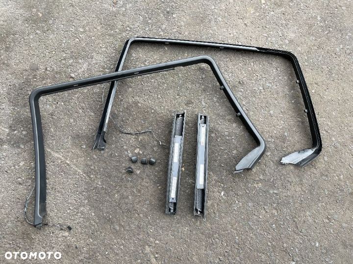 Roletki tylne drzwi komplet + listwy w około szyb Bmw e39 kombi