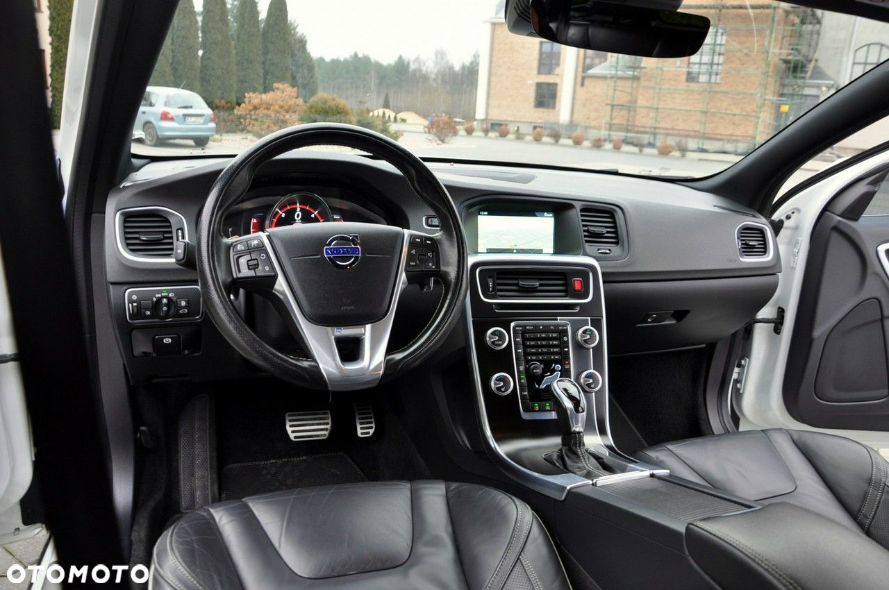 Volvo V60 - 29