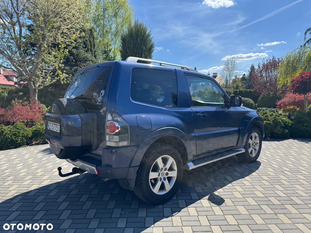 Mitsubishi Pajero 3.2 DI-D Intense - 3