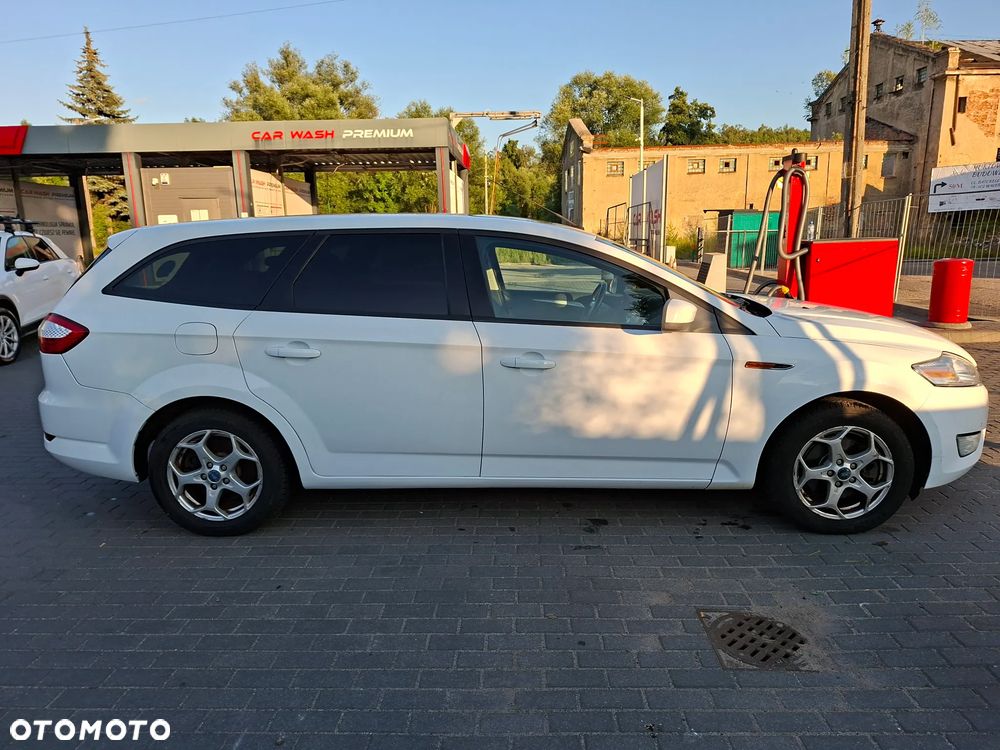 Ford Mondeo 2.0 TDCi Ghia - 2
