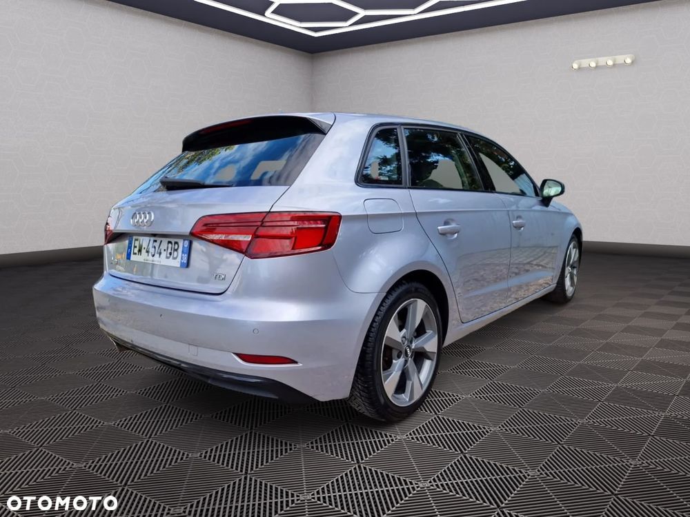 Audi A3 Sportback 35 TDI S tronic - 3