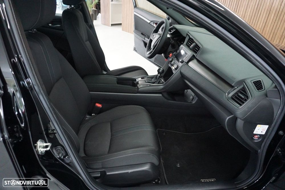 Honda Civic 1.0 i-VTEC Elegance - 25