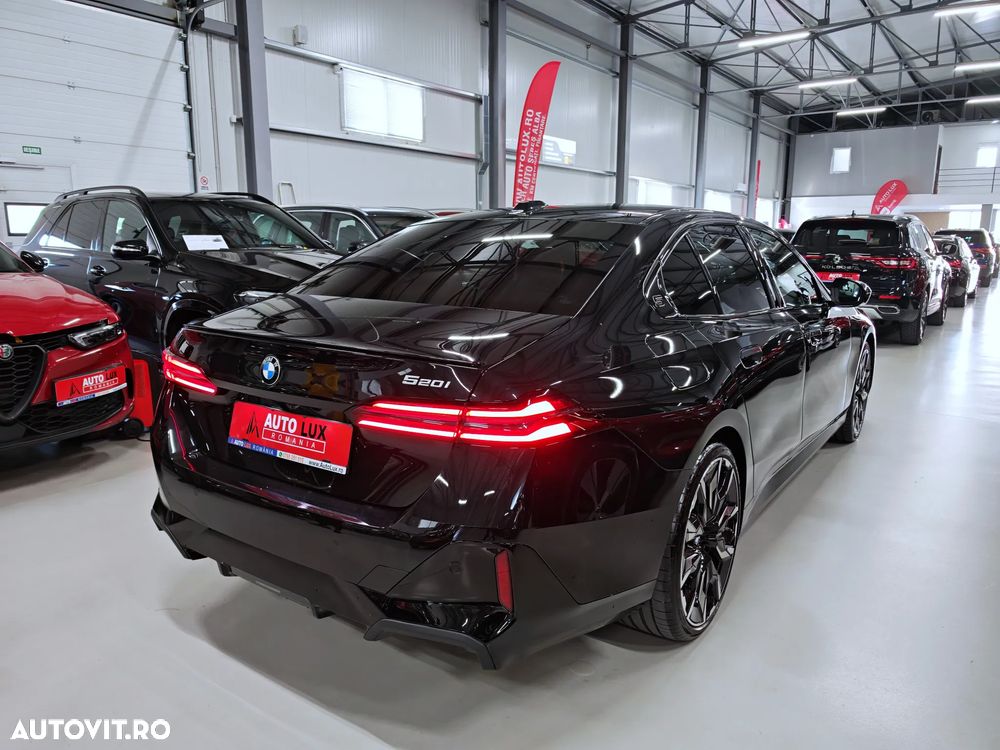 BMW Seria 5 520i AT MHEV - 6