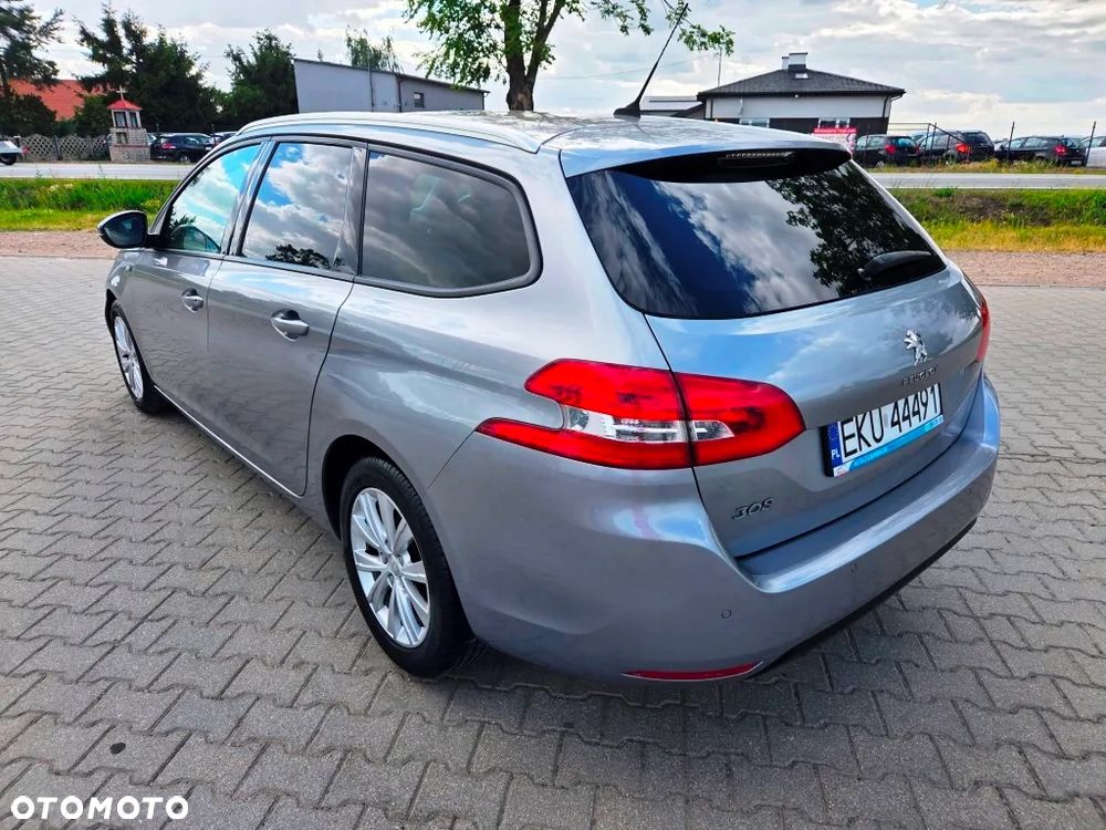 Peugeot 308 1.6 e-HDi Allure S&S - 14