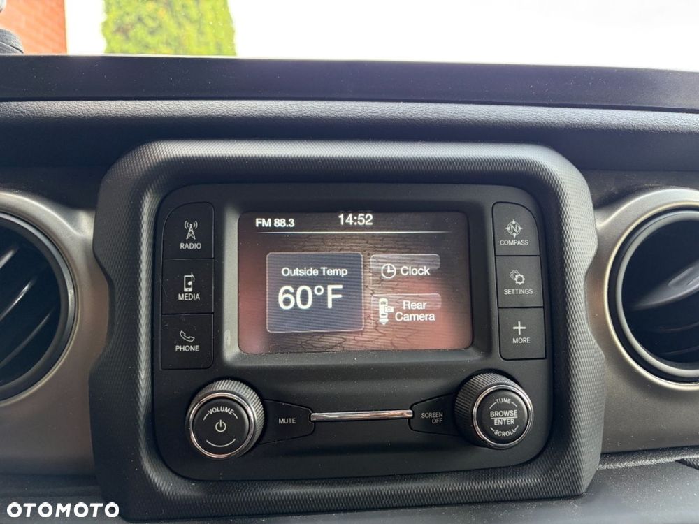Jeep Wrangler - 17