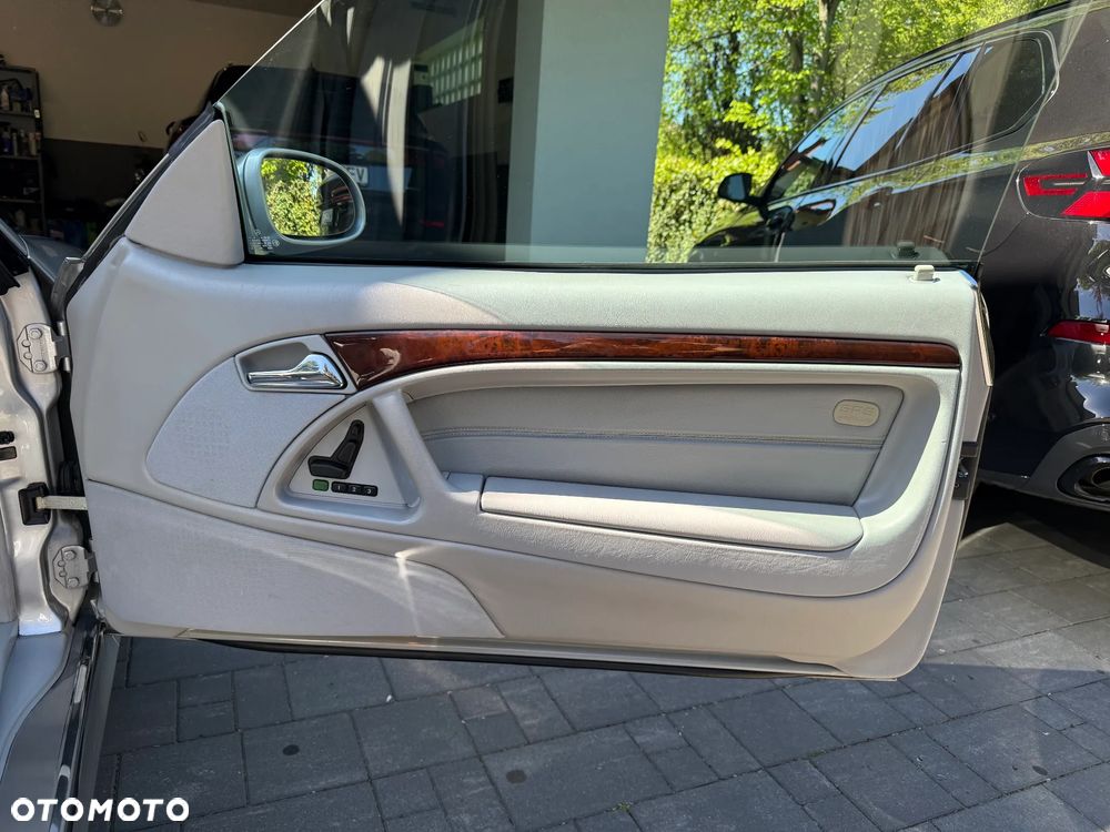 Mercedes-Benz SL 500 - 26