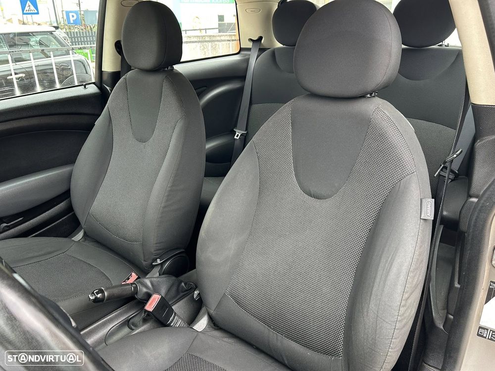 MINI 3 Portas One D - 27