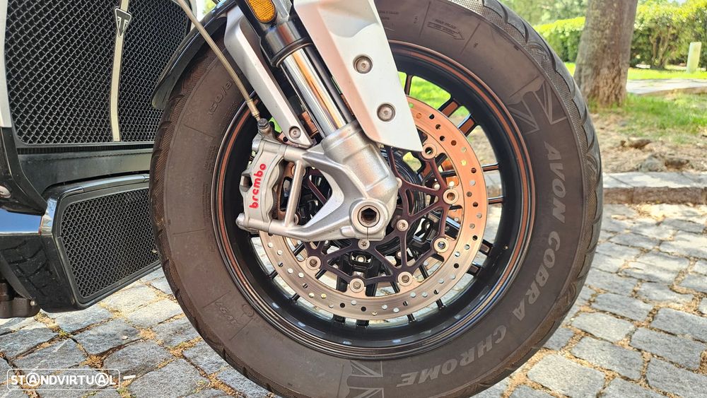Triumph Rocket Rocket 3 R - 16