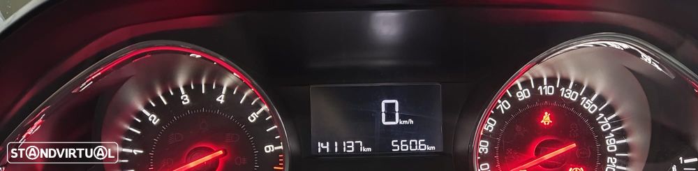 Peugeot 208 PureTech 82 Allure - 19