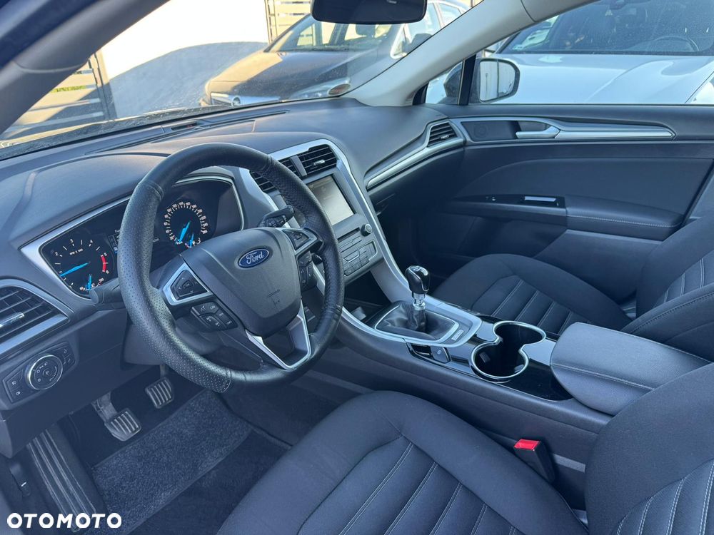 Ford Mondeo - 17