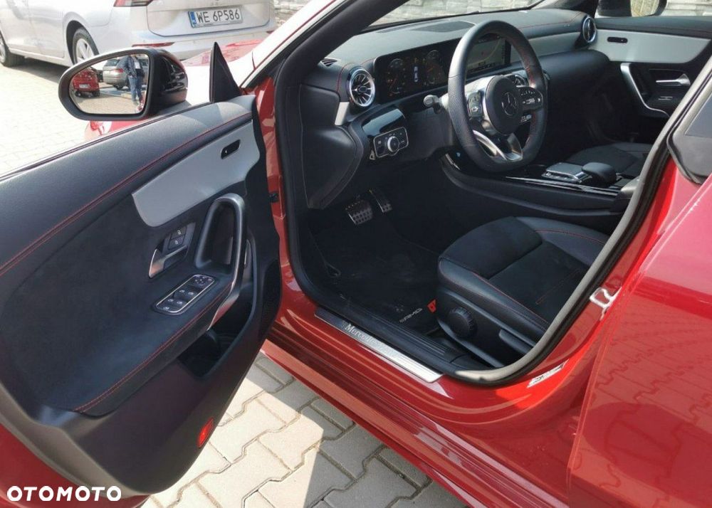 Mercedes-Benz CLA - 8