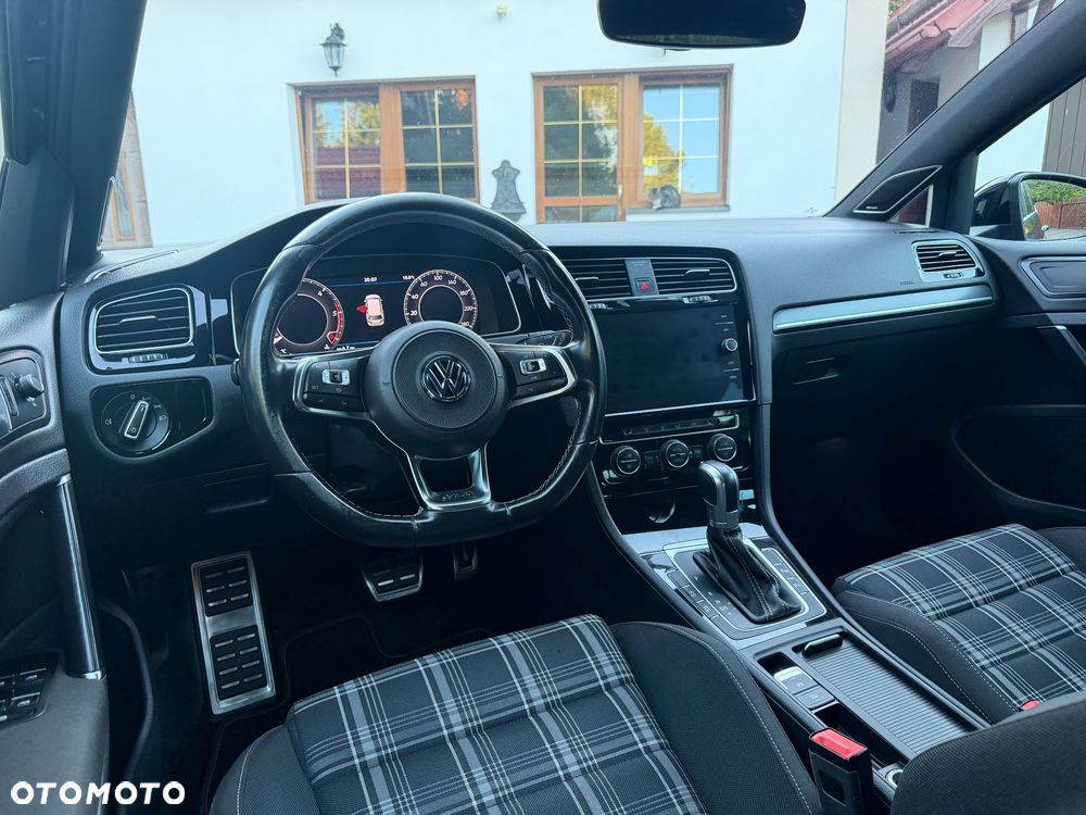 Volkswagen Golf 2.0 TDI BMT GTD DSG - 23