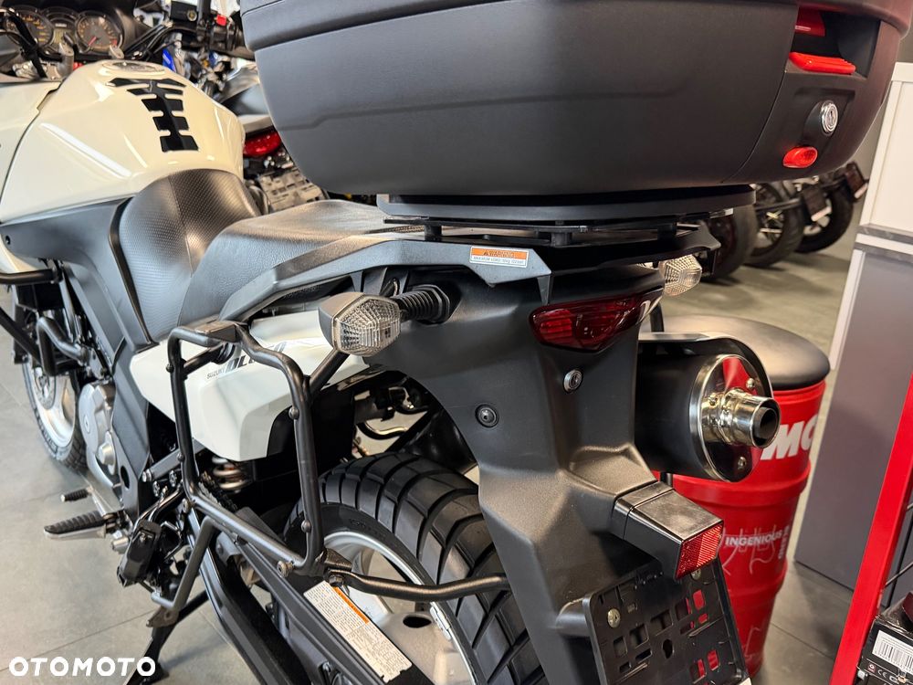 Suzuki V-STROM - 35
