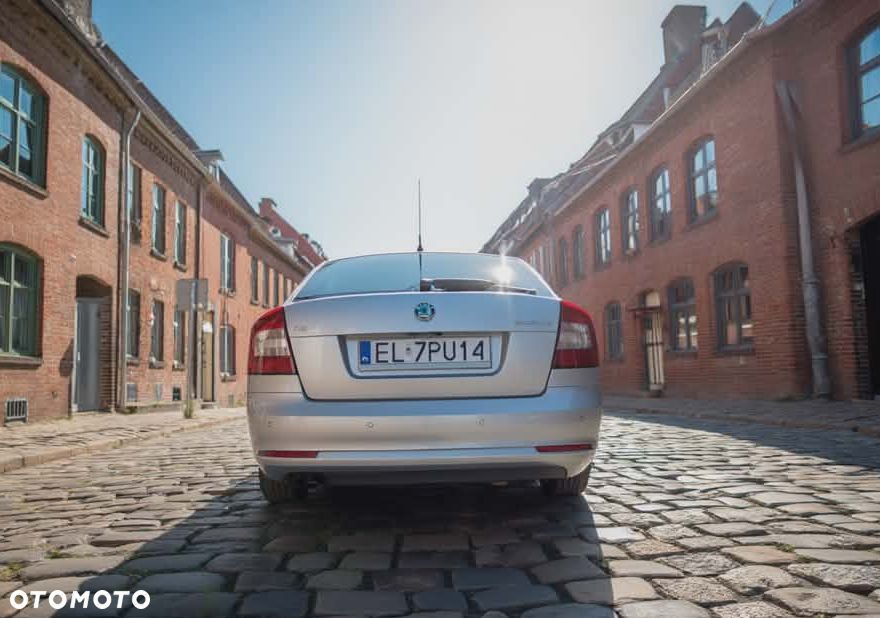 Skoda Octavia 1.4 TSI Ambiente - 7