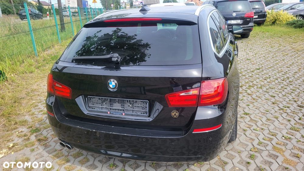 BMW Seria 5 520d Touring - 14